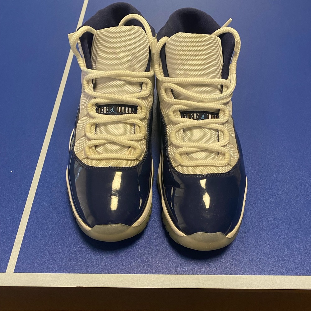 Air Jordan 11 win like 82 with no box